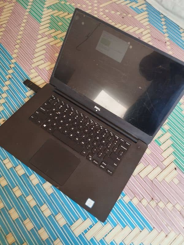 Dell Precision 5530 9