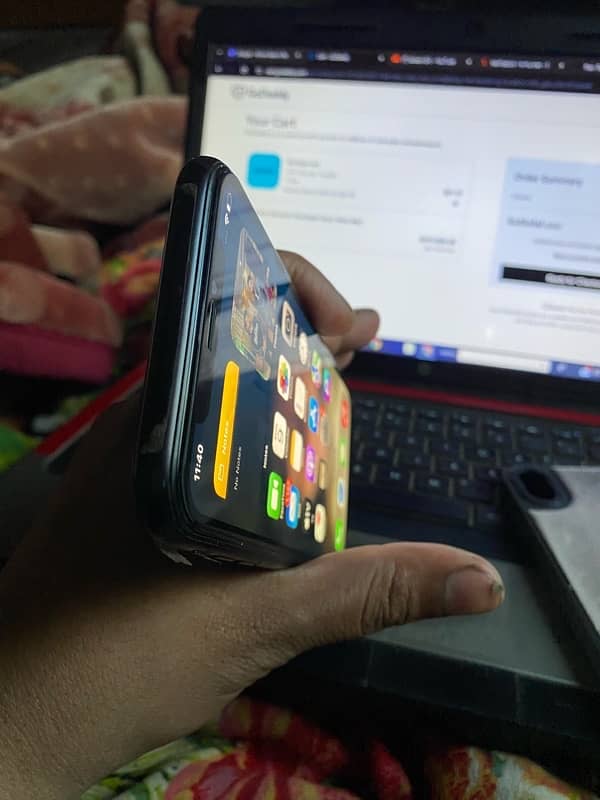 iPhone XR not pta 64 go 6