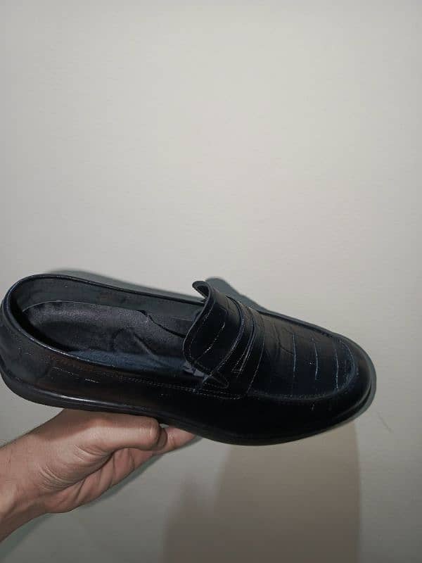 Logo leather loafers 4