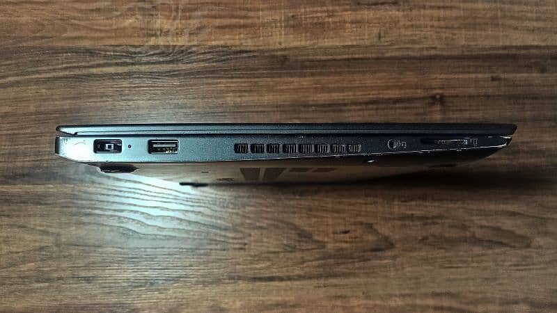 ThinkPad T470s 14 inch laptop (windows 11 capable) 2