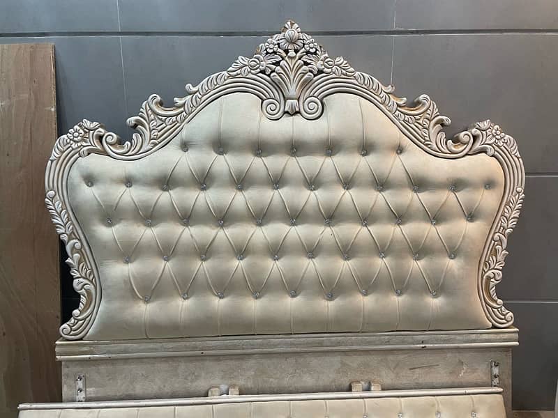 Luxury bed 2