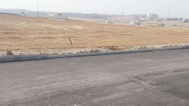 10 Marla Top-Heighted Plot F3 Block, Bahria Town Rawalpindi Phase 8 1