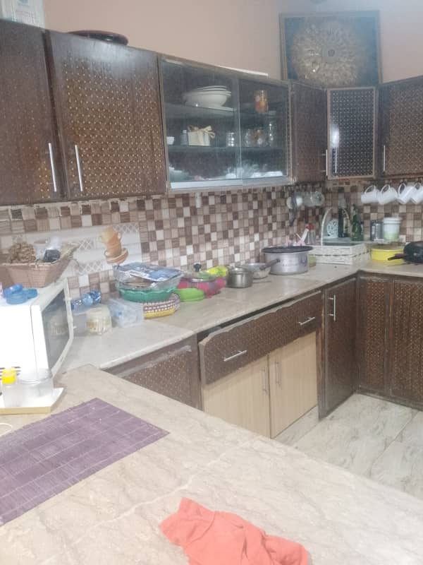 3 bed dd tile flooring flat for rent 8