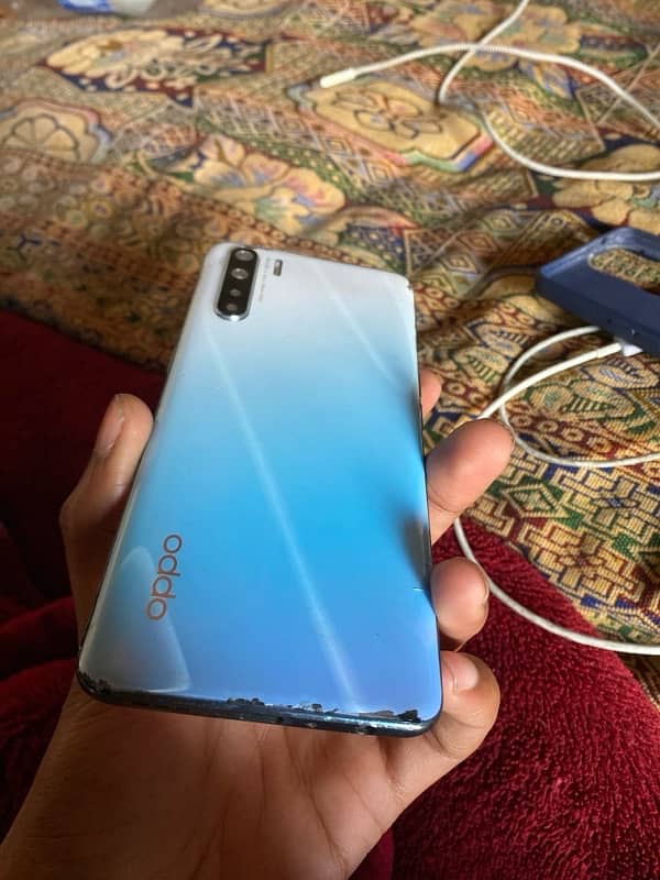 Oppo F15 1