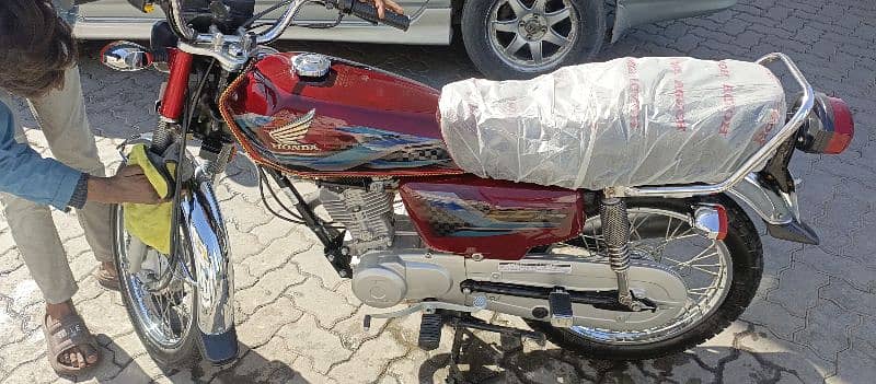 I Am selling My Honda 125 2024 3