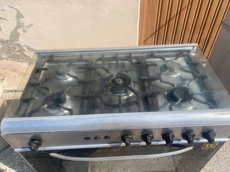 "4 Burner Gas Stove with Oven – Achhi Condition, Behtareen Price!" 3