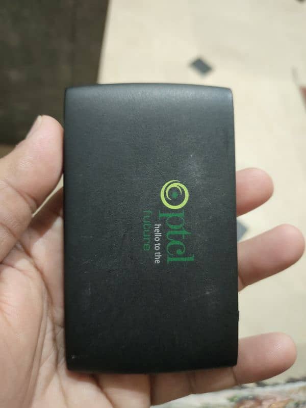 Wifi Device/ Ptcl charji evo cloud/ Pocket wifi/ portable wifi 1