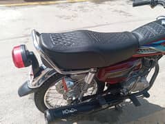 Honda CG 125 red colour