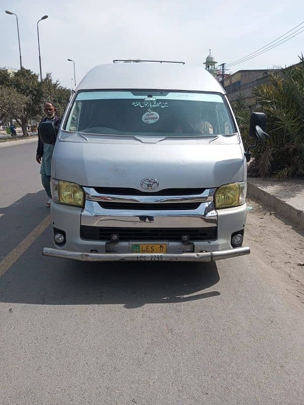 Toyota hiace grand cabine GL for sale 0