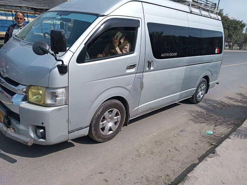 Toyota hiace grand cabine GL for sale 2