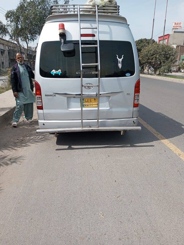 Toyota hiace grand cabine GL for sale 3