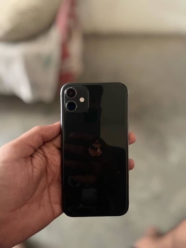 iPhone 11 64GB Factory Unlock 1