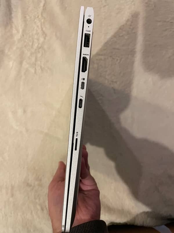 HP EliteBook X360 1030 G2 4