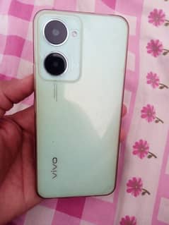 vivo y 03t 4+128 h 8 month ki warranty abhi Baki hai