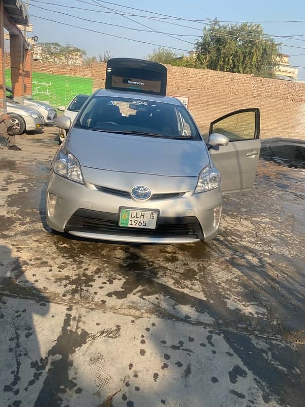 Toyota Prius 2012 3