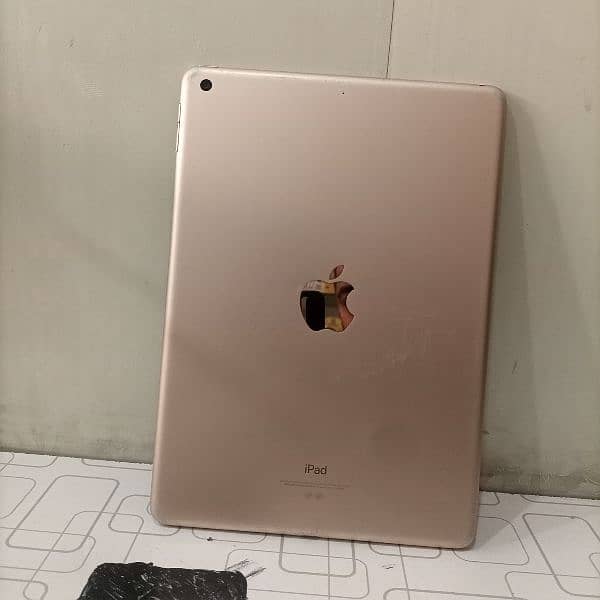 iPad 5th generation 32Gb 2