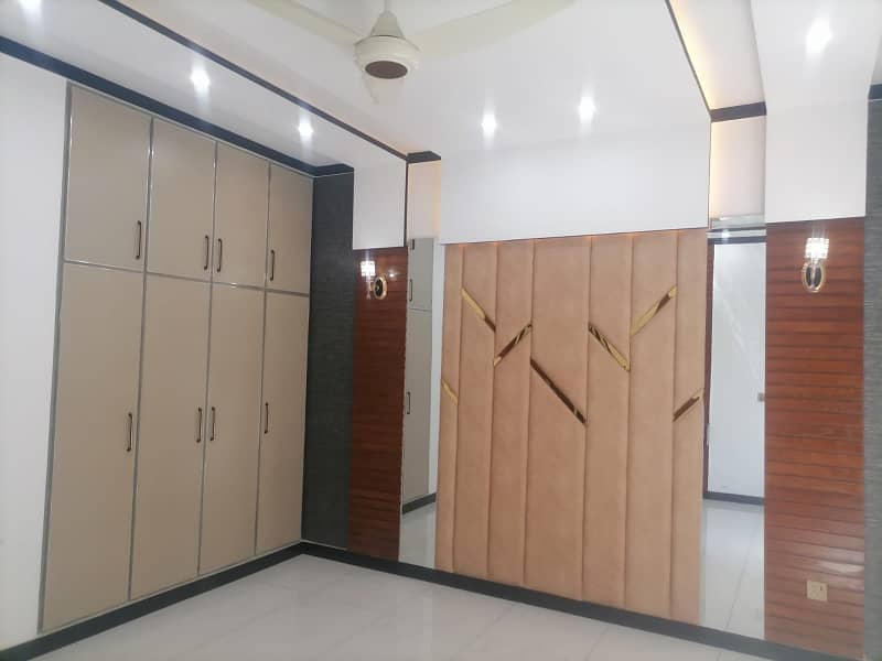 10 Marla Upper Portion Is Available For rent In Bahria Town Lahore 7