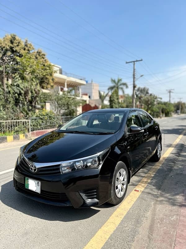 Toyota Corolla GLI 2015 Automatic 4