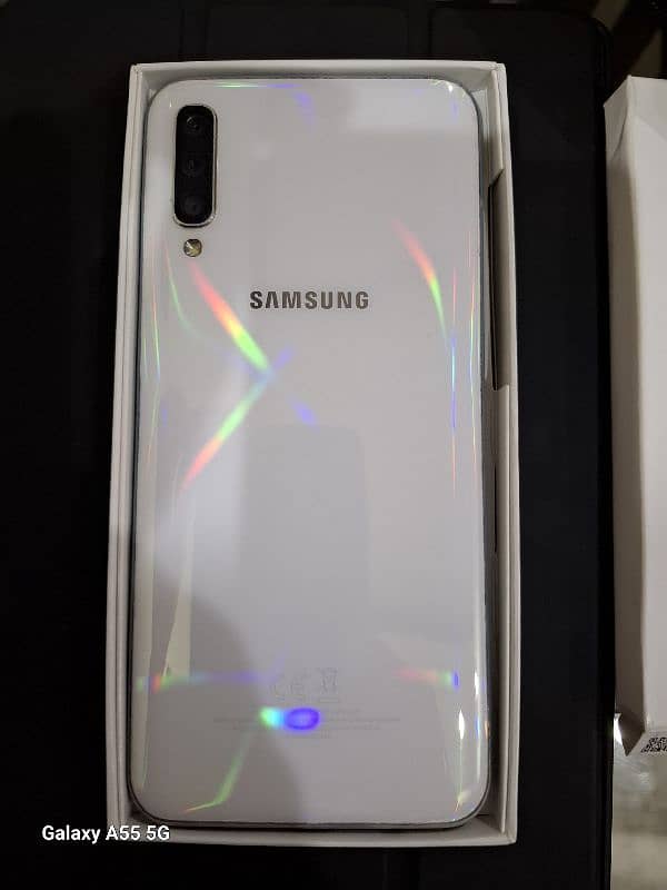 Samsung Galaxy A50 4 GB Ram 128 GB Rom 1