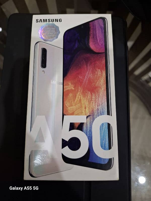 Samsung Galaxy A50 4 GB Ram 128 GB Rom 4