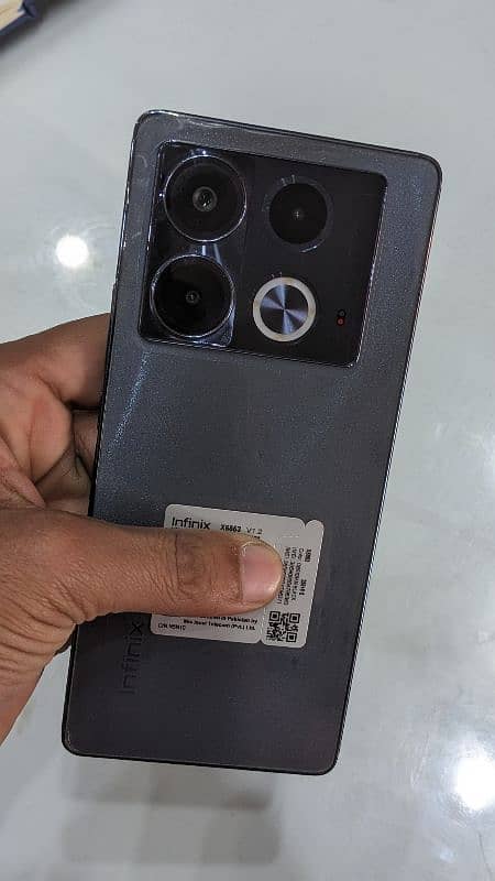 Infinix Note 40 ( Obsidian Black ) 4