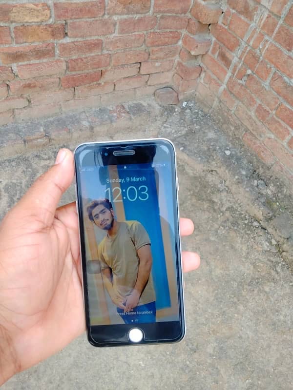 I phone 8 plus 5