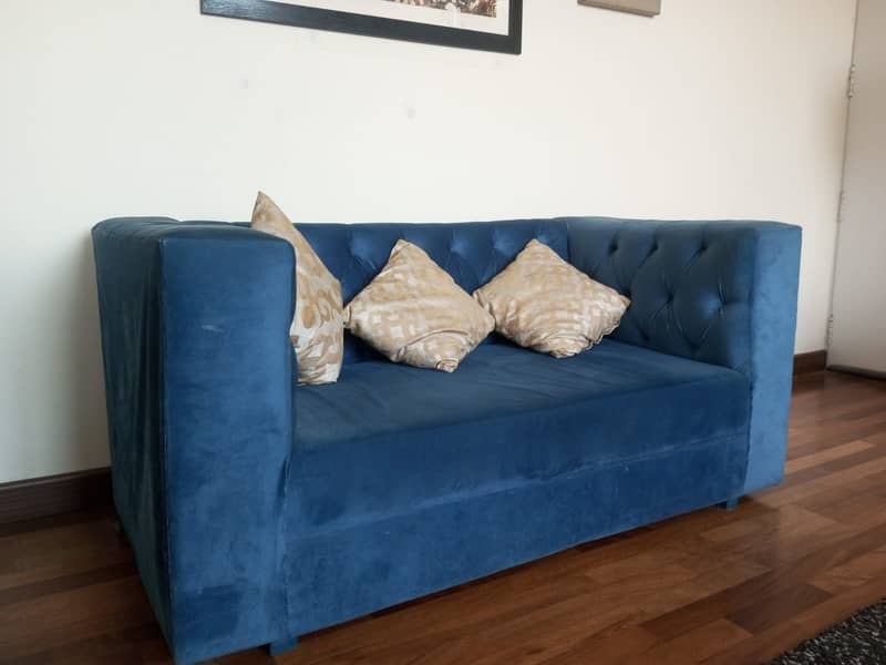 9 Seater Sofa in Excellent Condition for Sale 4