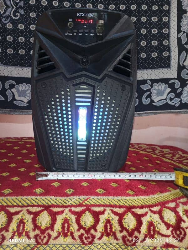 Bluetooth speaker All ok behtren awaz he spkr size ankh khol k dekh le 2