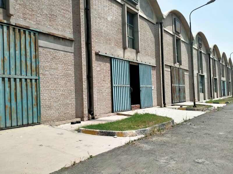 90000 SQFR WAREHOUSE AVAILABLE FOR RENT MULTAN ROAD LAHORE 0