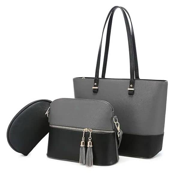 ladies bags are available in a decent price 3