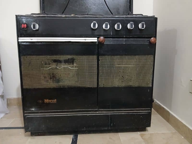 gas cooking range with a double oven 0