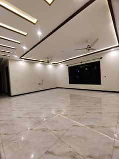 Kanal upper portion available for rent