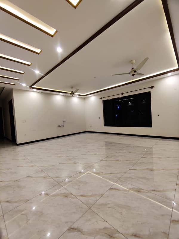 Kanal upper portion available for rent 0