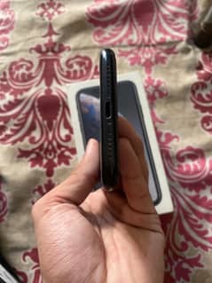 iphone xr 64 gb jv with box waterpack