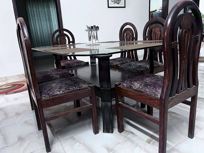 DINING Table with Chairs | Proper wooden Made | GOOD CONDITION 1