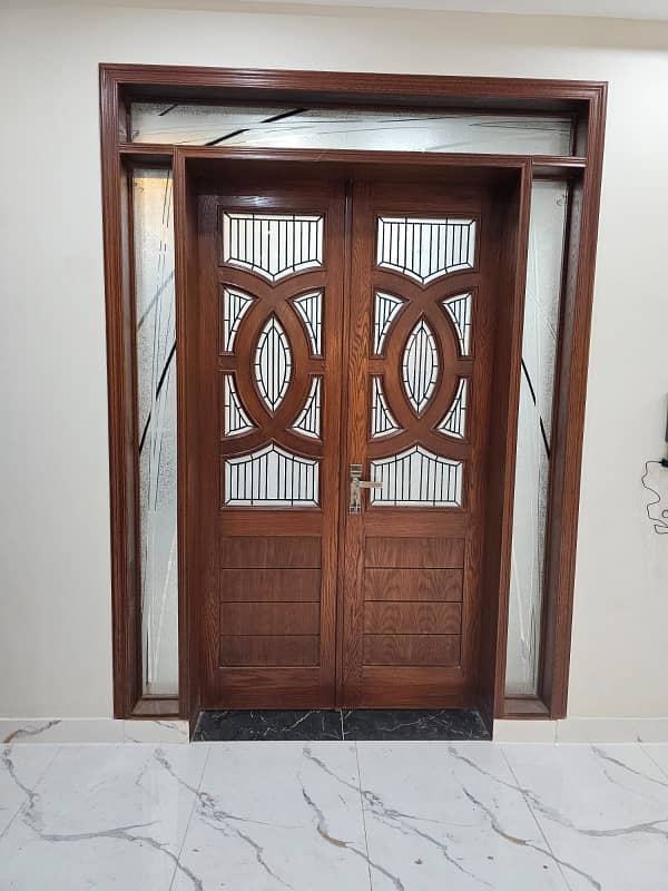 10 Marla house like new house For rent In bahria town lahore 5