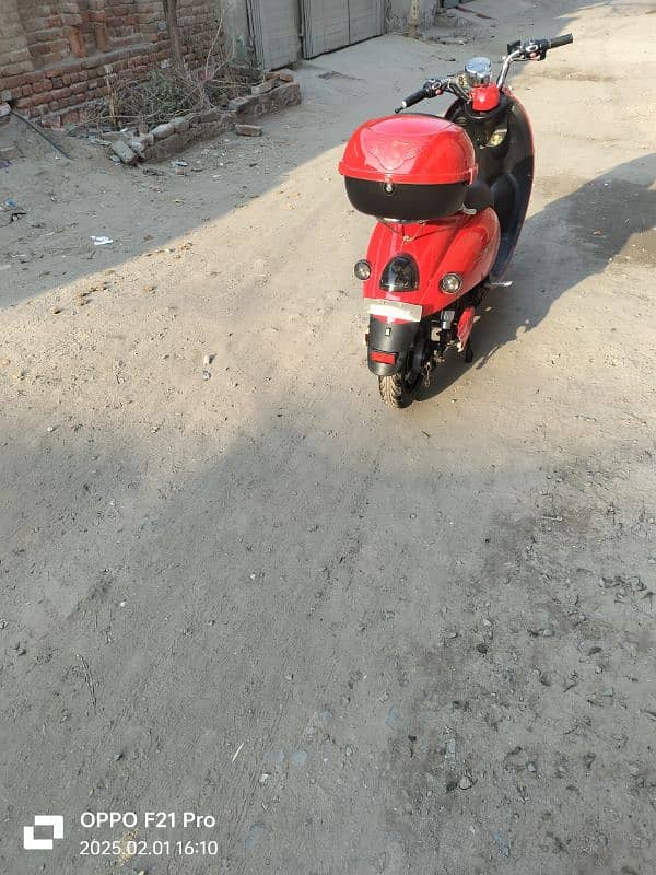 Electric Scooty For Sale 4