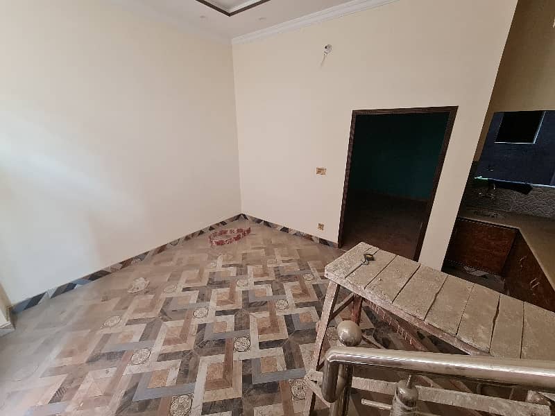 2 Marla House At Ideal Location In Nishtar Colony 5