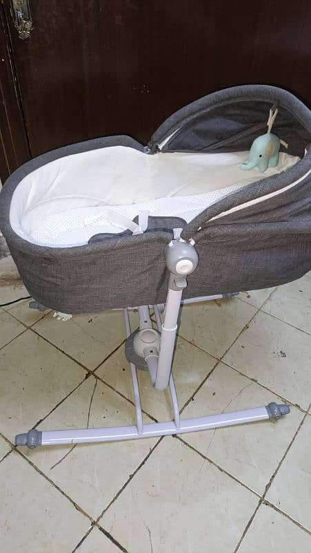 Baby bassinet 0