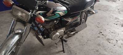 i want to sell my Honda 125 (2015).