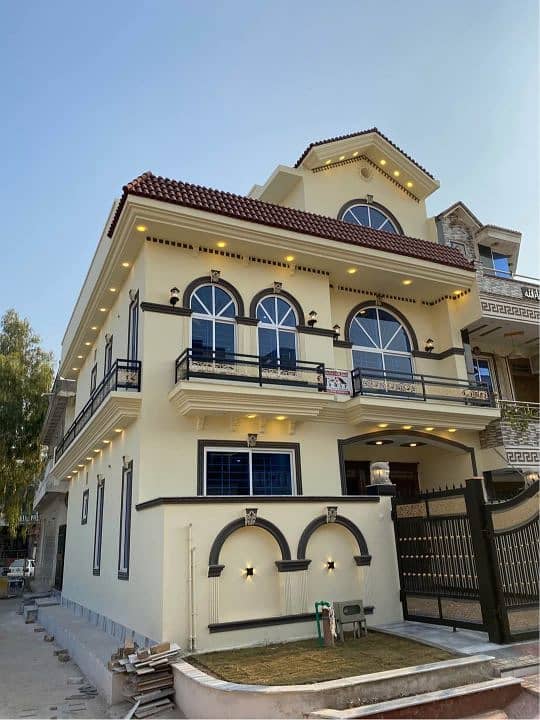 Size 25x40 Brand New Double Store Luxury House For Sale IN G-13 Income Rent 1.10 k 1