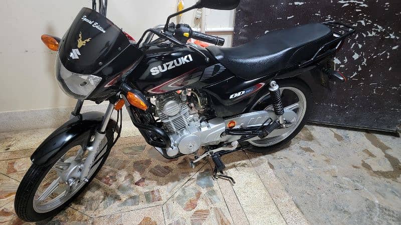 Suzuki gd 110s 2023 read add 13