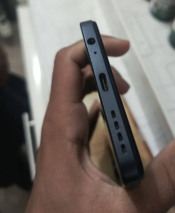 Infinix Hot 30 1