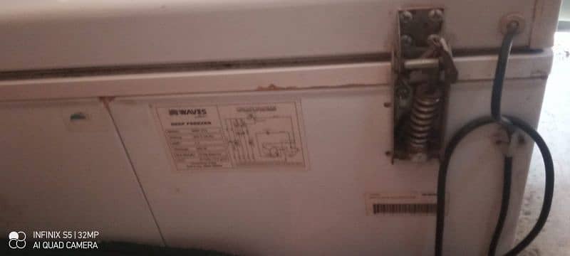 Originals  waves freezer FOR SALE 03090180654 2