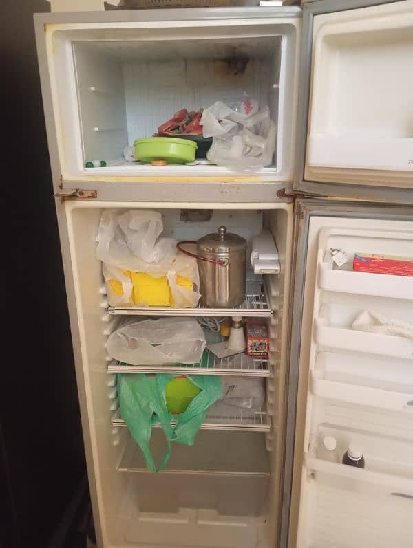 dawlance fridge 3