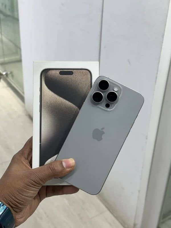 iphone xsmax 11,12,13,14,15,16 pro max on instalment Whatsap3207753886 6