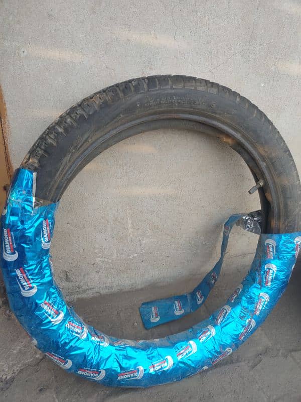 6 Tyres Suzuki Cultus And 1 Suzuki Gs150 rear tyre 6