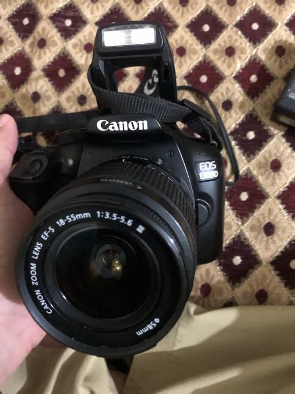 Canon EOS 1300D 2