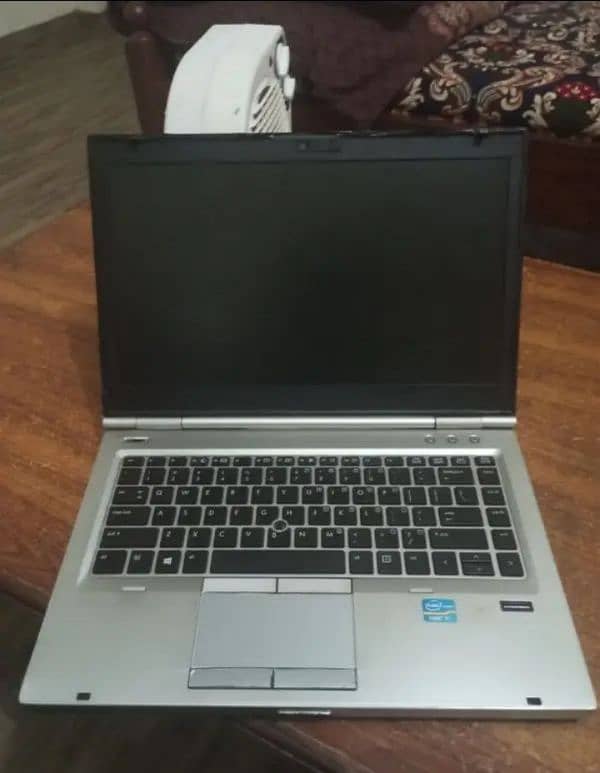 HP ELITE BOOK CORE i5 , 8GB RAM 500 GB HDD 1