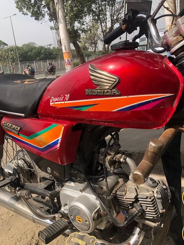 honda cd 70//12 model tanki tape for sell whatap and call 03059219871 2